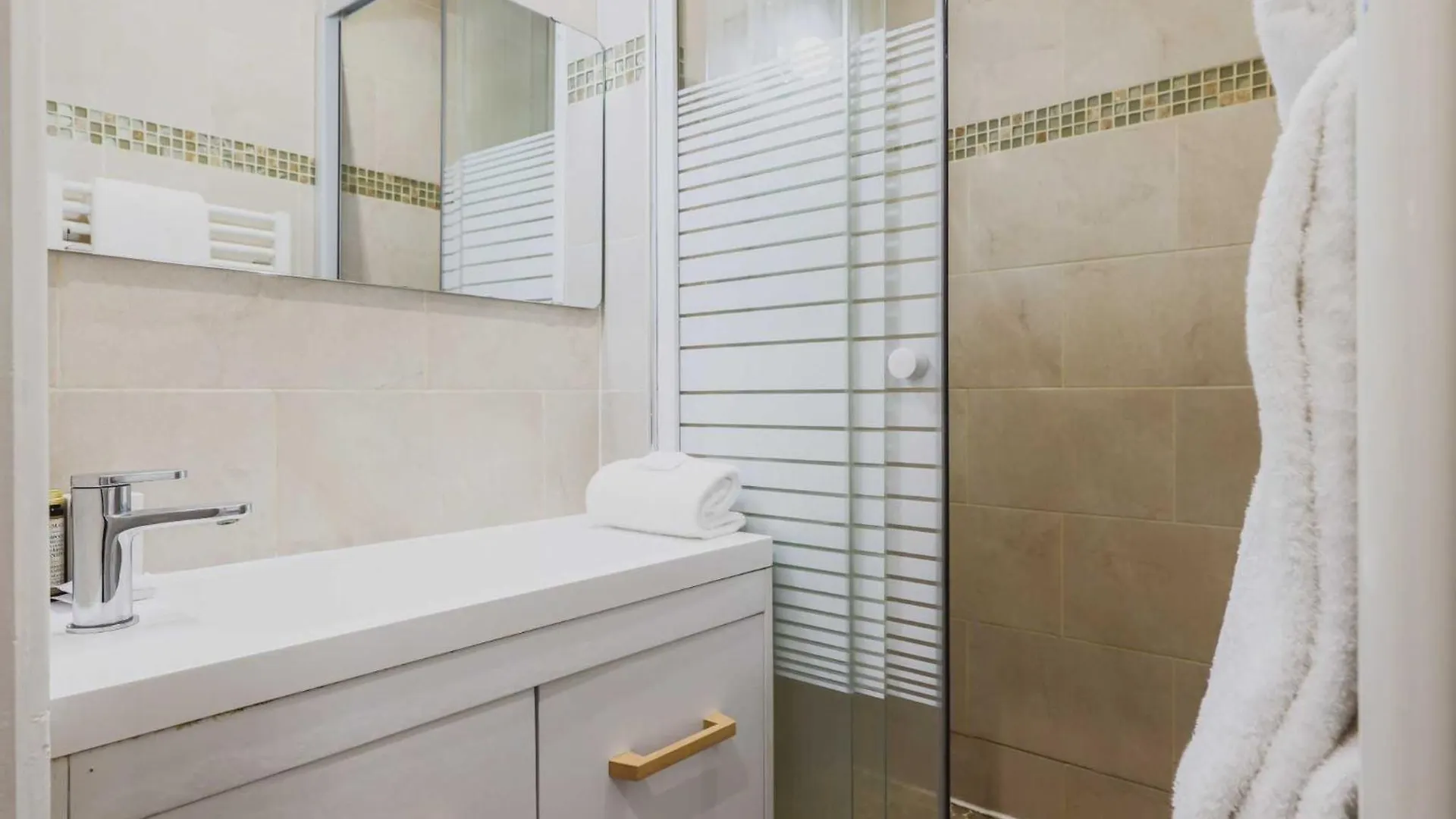Apartman Charming Marais