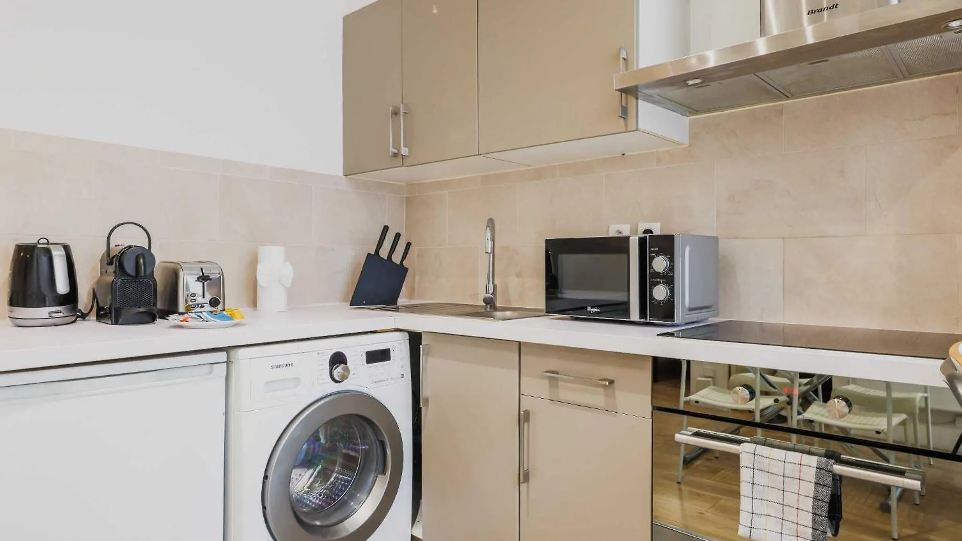 Charming Marais Apartment *